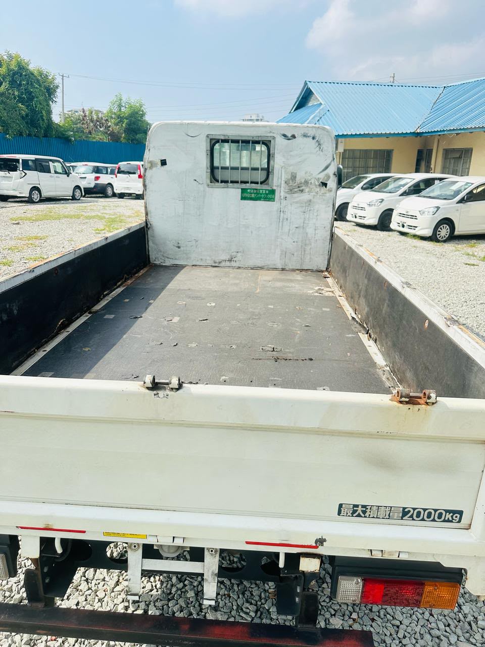 MITSUBISHI FUSO