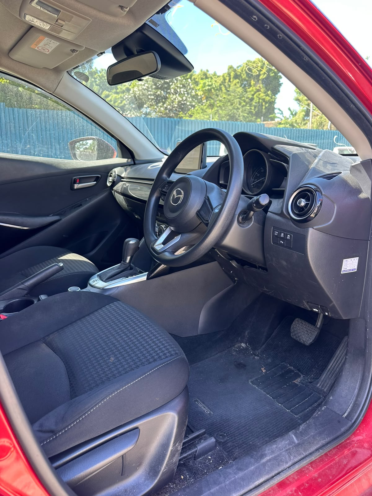 MAZDA DEMIO