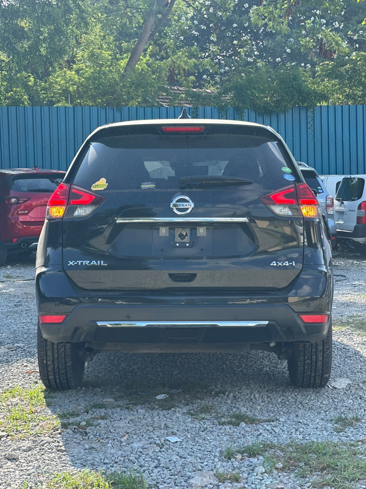 NISSAN X-TRAIL