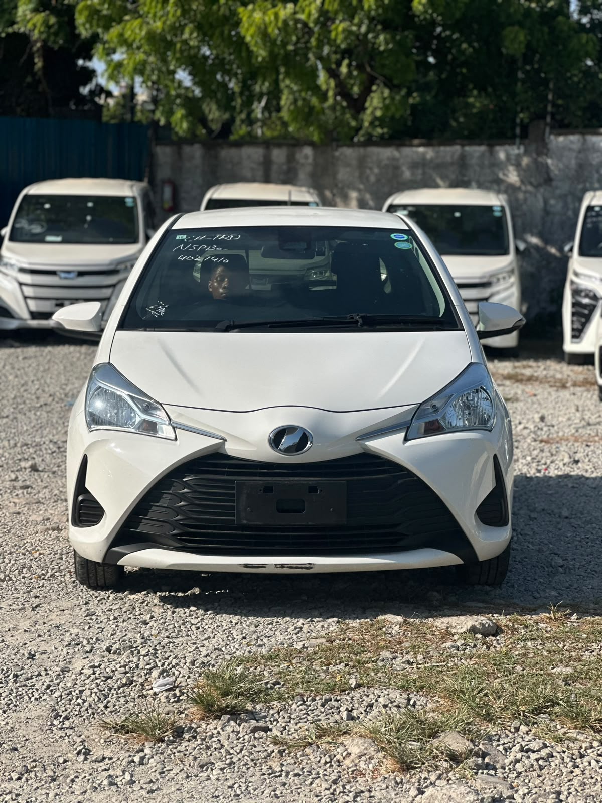 TOYOTA VITZ
