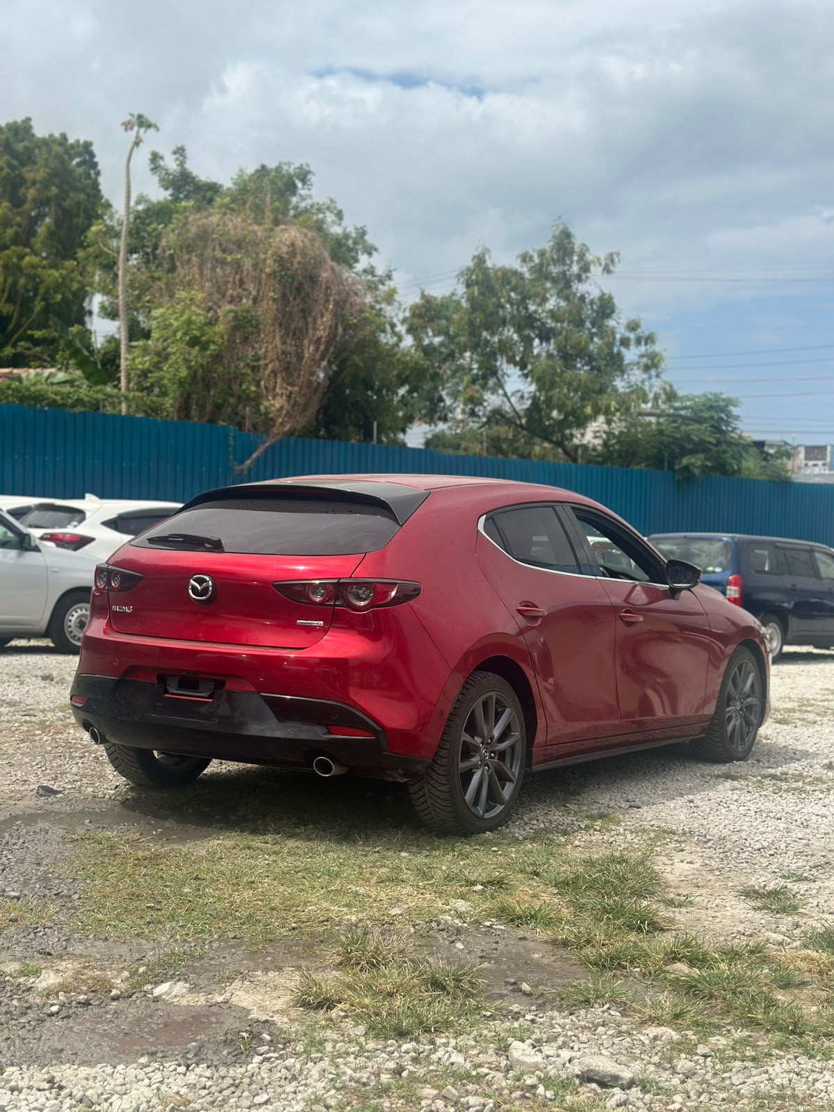 MAZDA 3