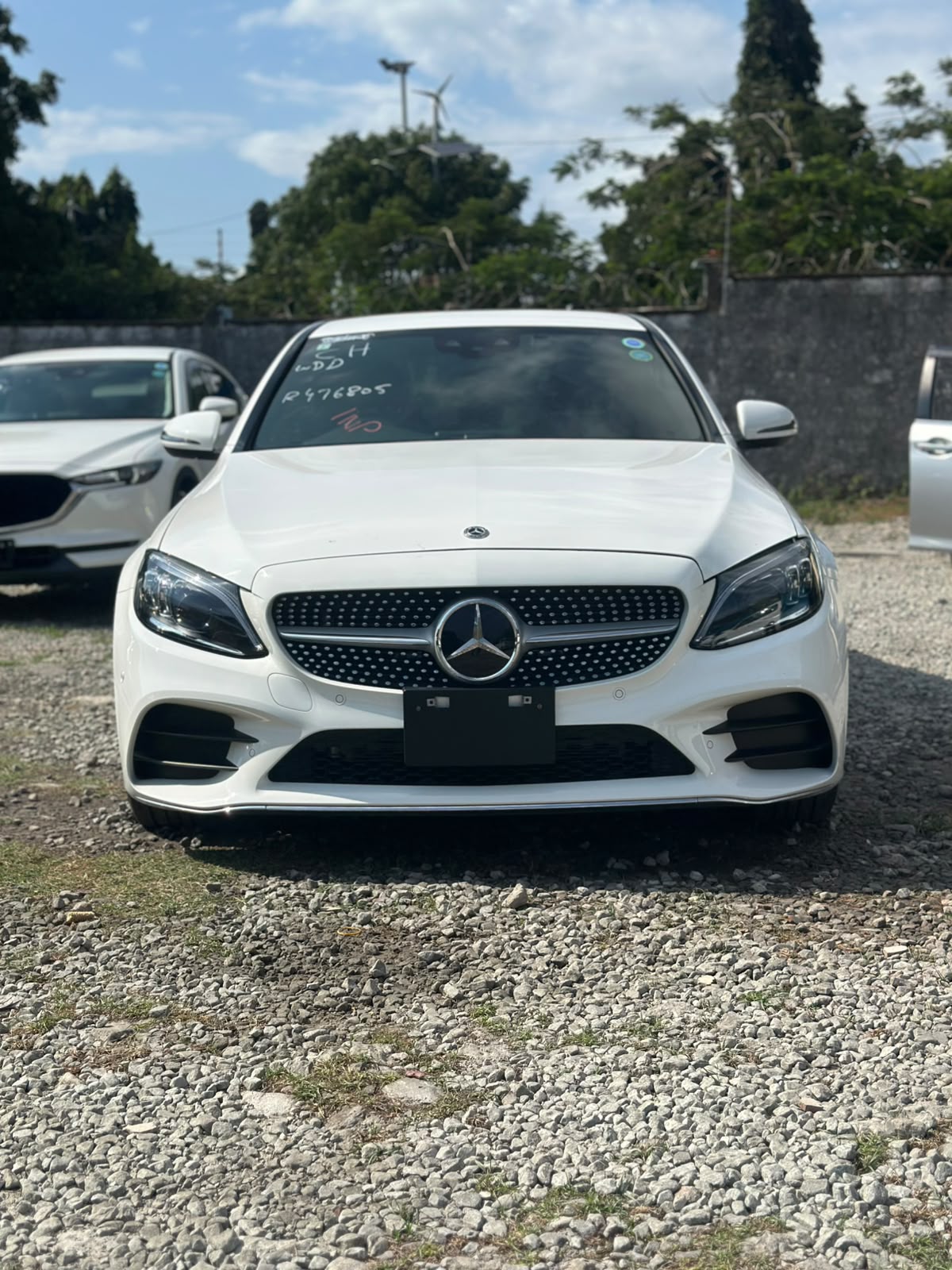 MERCEDES-BENZ C200