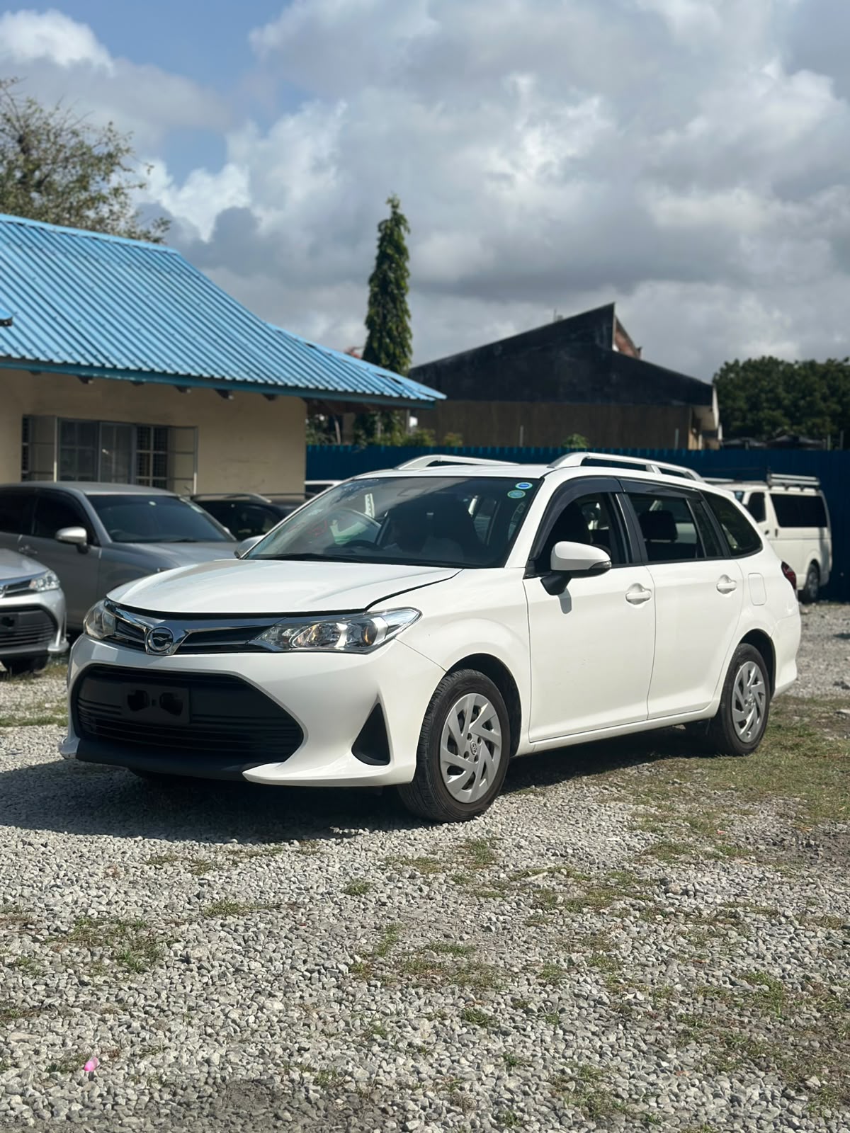 TOYOTA FIELDER