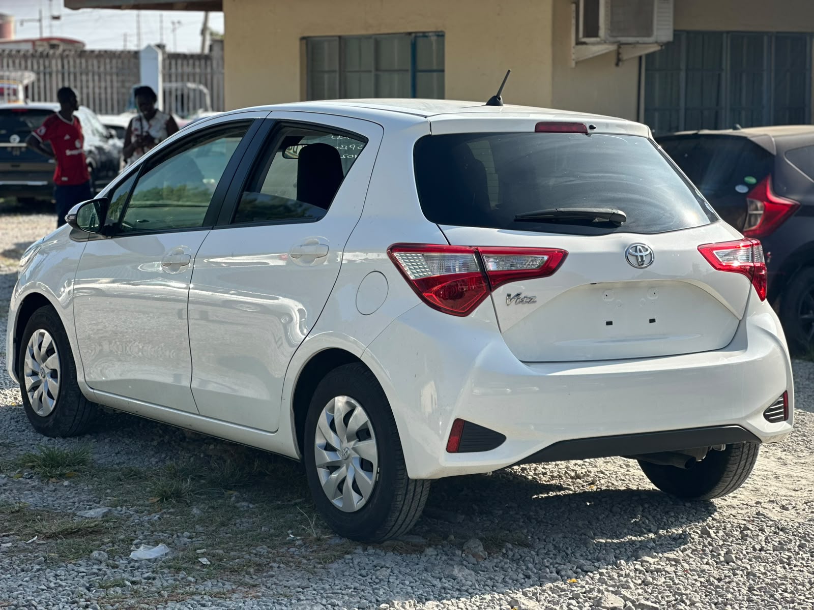 TOYOTA VITZ