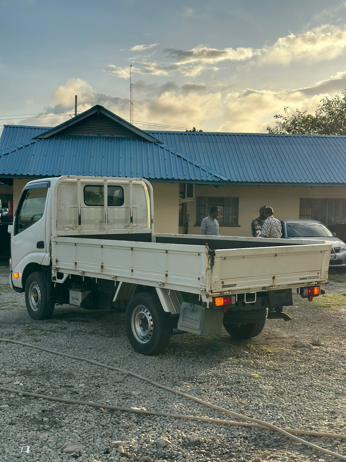 TOYOTA DYNA