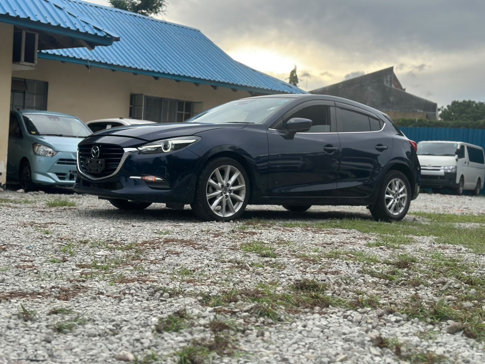 MAZDA AXELA