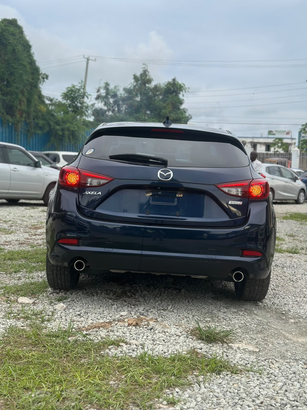 MAZDA AXELA
