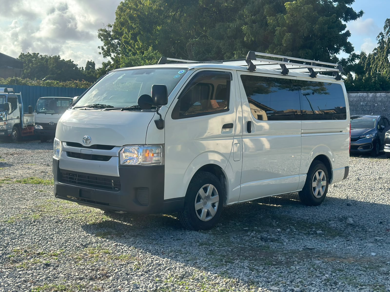 TOYOTA REGIUS