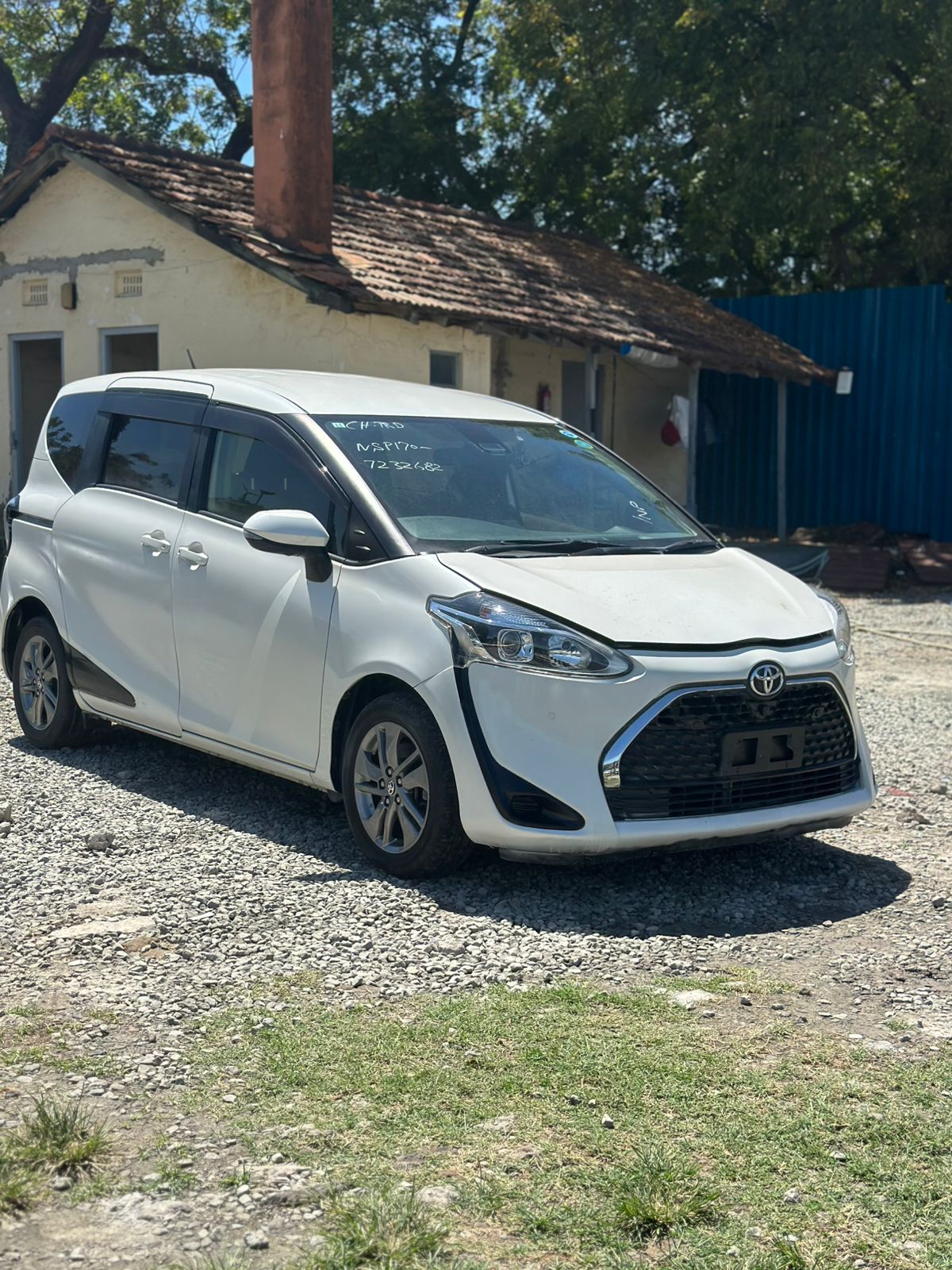 TOYOTA SIENTA