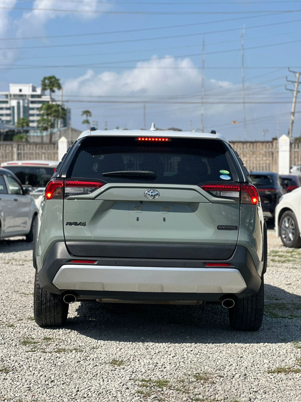TOYOTA RAV4
