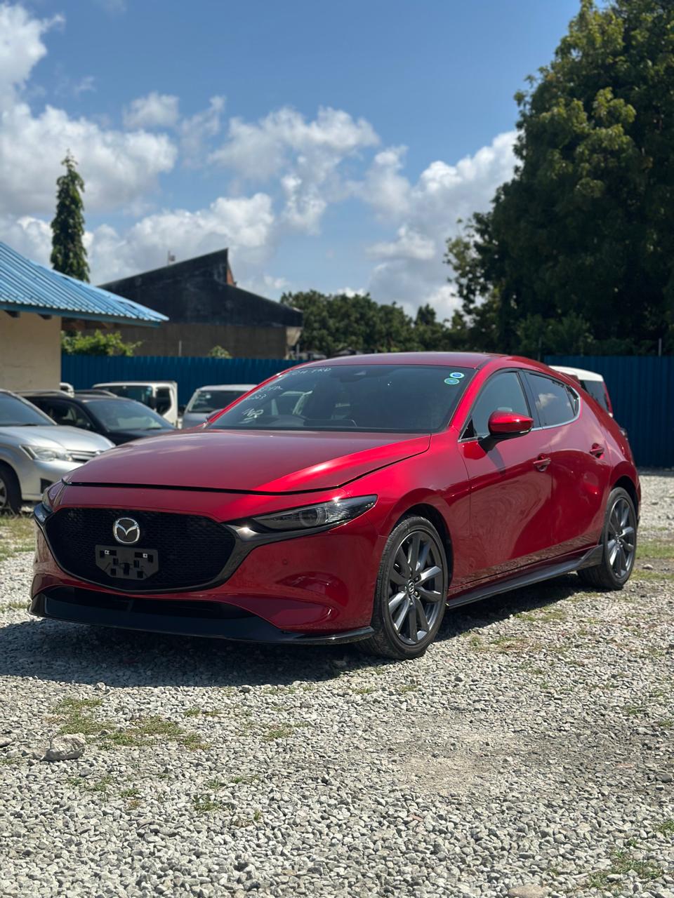 MAZDA 3