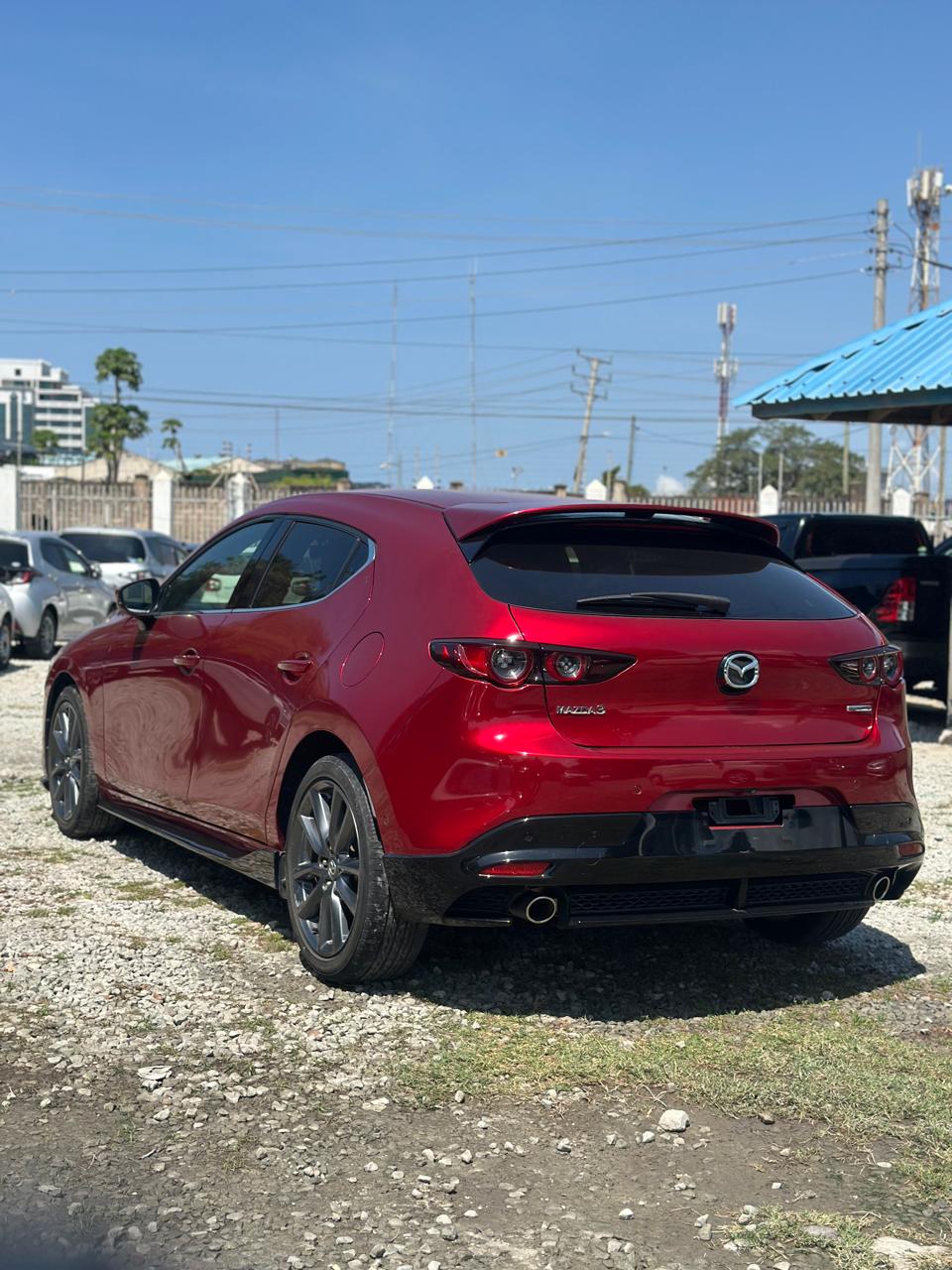 MAZDA 3