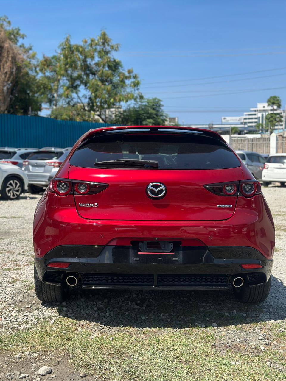 MAZDA 3