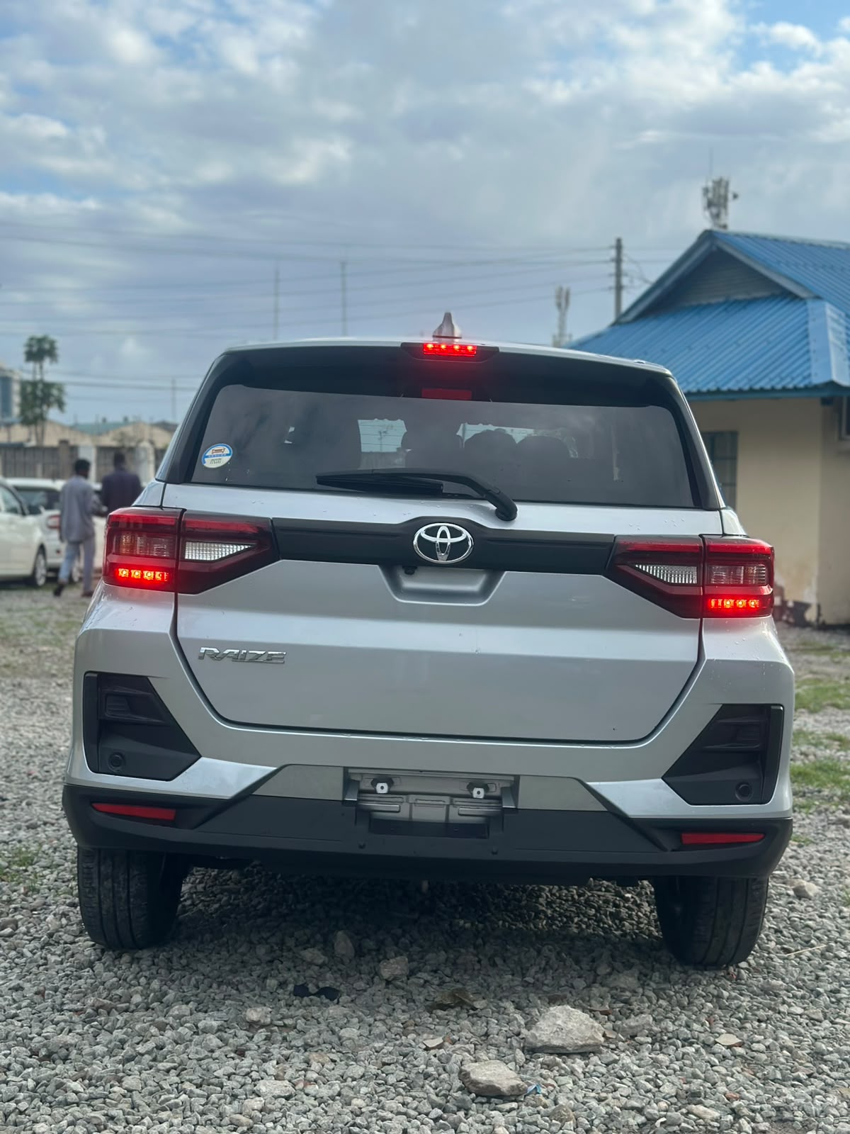 TOYOTA RAIZE