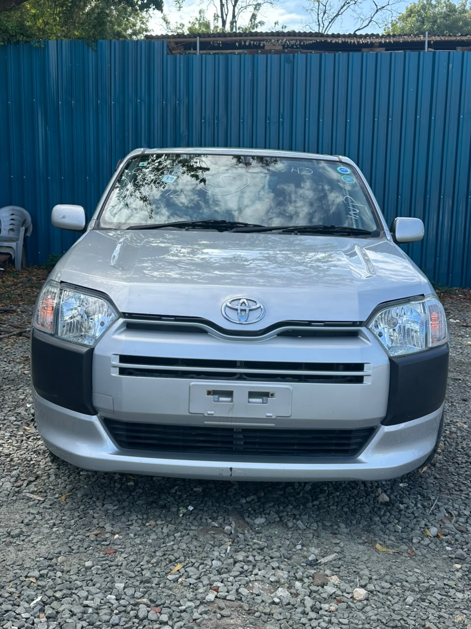 TOYOTA SUCCEED