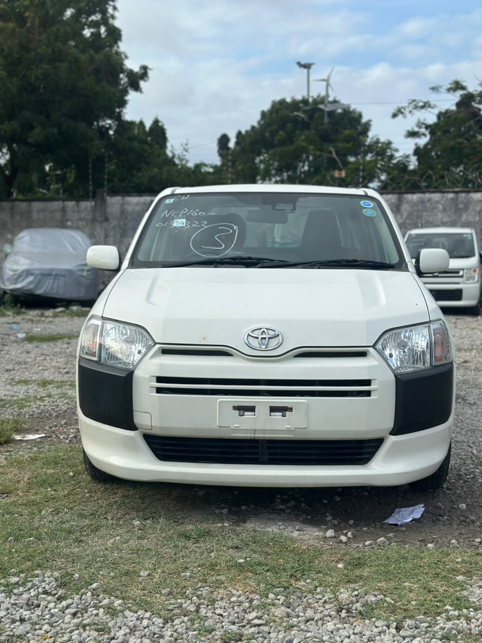 TOYOTA SUCCEED