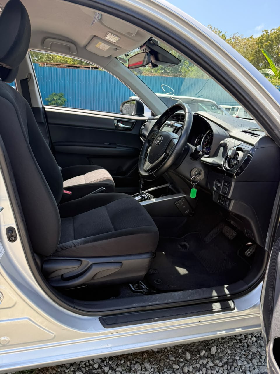 TOYOTA AXIO