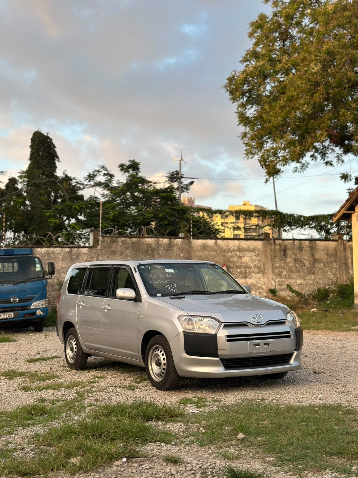 TOYOTA PROBOX
